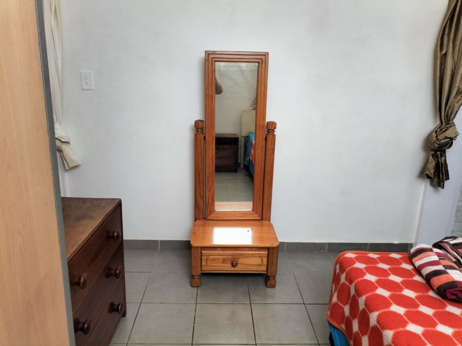 To Let 1 Bedroom Property for Rent in Queenswood Gauteng