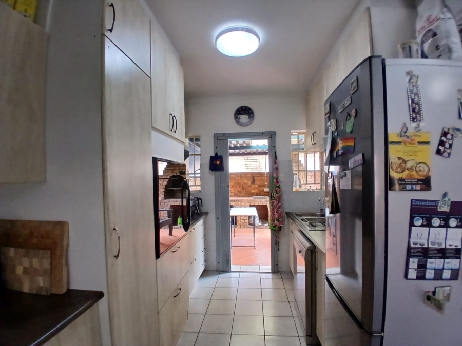 3 Bedroom Property for Sale in Zwartkop Gauteng