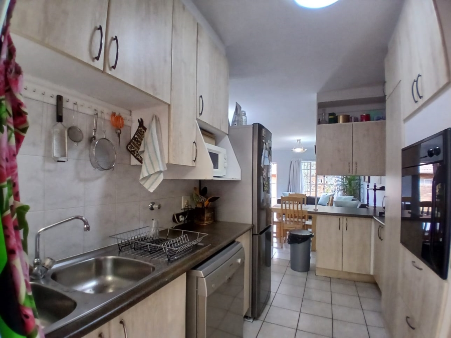 3 Bedroom Property for Sale in Zwartkop Gauteng