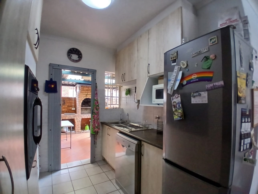 3 Bedroom Property for Sale in Zwartkop Gauteng