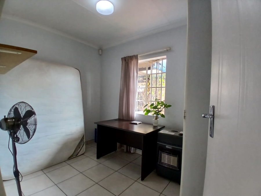 3 Bedroom Property for Sale in Zwartkop Gauteng