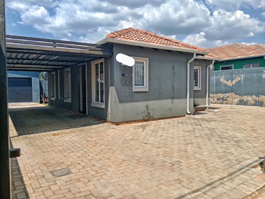 To Let 3 Bedroom Property for Rent in Gem Valley Gauteng