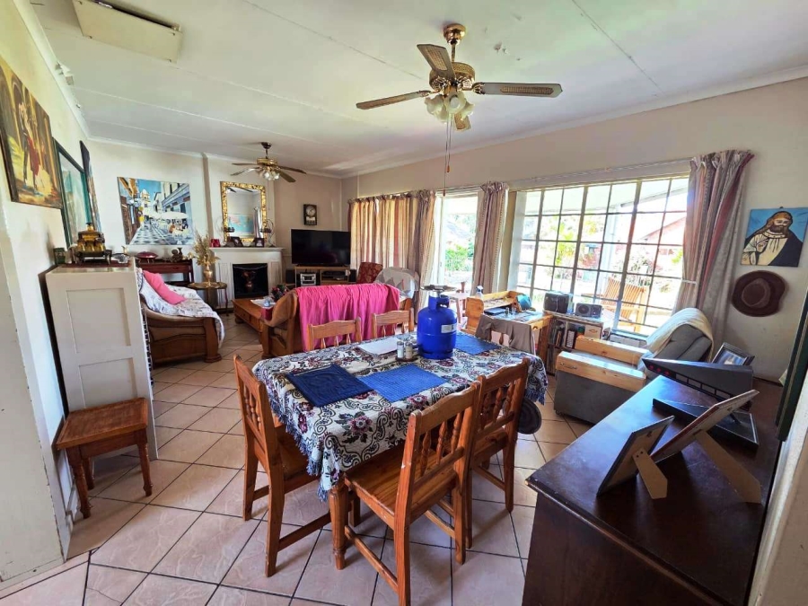 7 Bedroom Property for Sale in Sinoville Gauteng