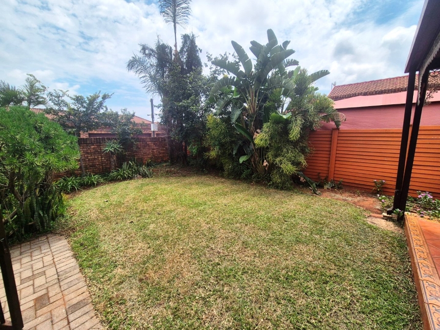 2 Bedroom Property for Sale in Theresa Park Gauteng