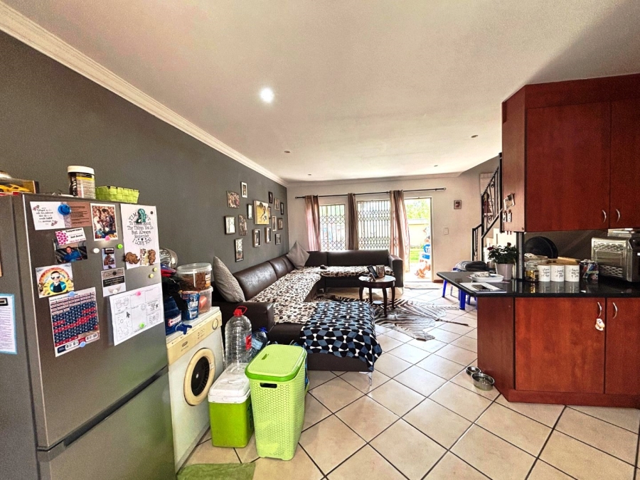 2 Bedroom Property for Sale in Annlin Gauteng