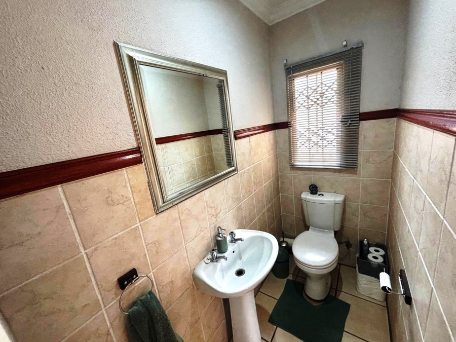 2 Bedroom Property for Sale in Annlin Gauteng