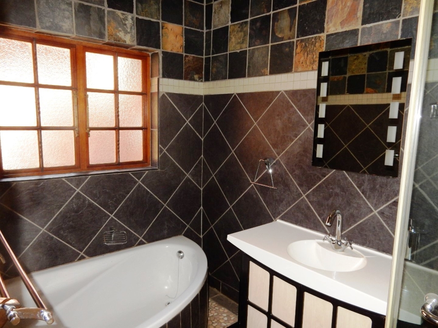 4 Bedroom Property for Sale in Montana Park Gauteng