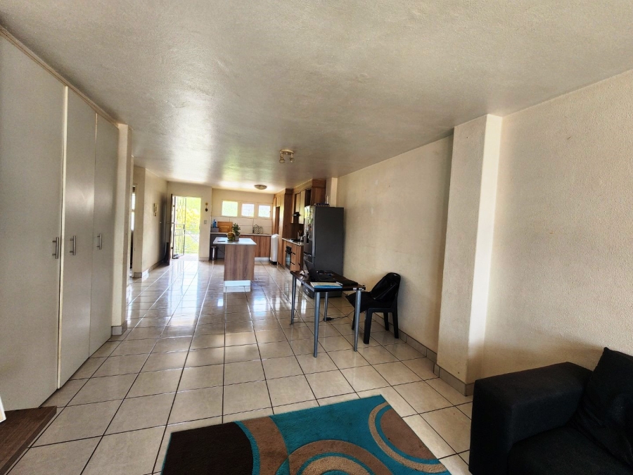 2 Bedroom Property for Sale in Akasia Gauteng