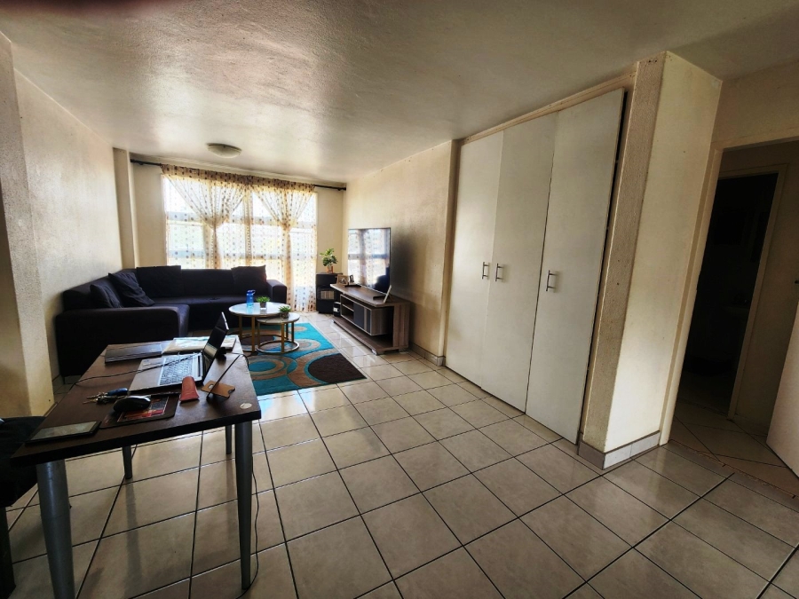 2 Bedroom Property for Sale in Akasia Gauteng