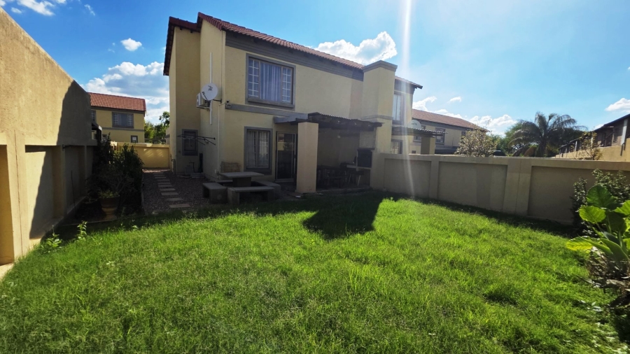 2 Bedroom Property for Sale in Annlin Gauteng