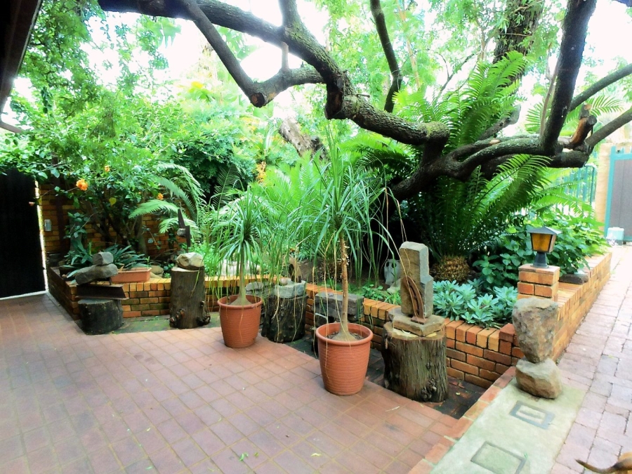 4 Bedroom Property for Sale in Amandasig Gauteng