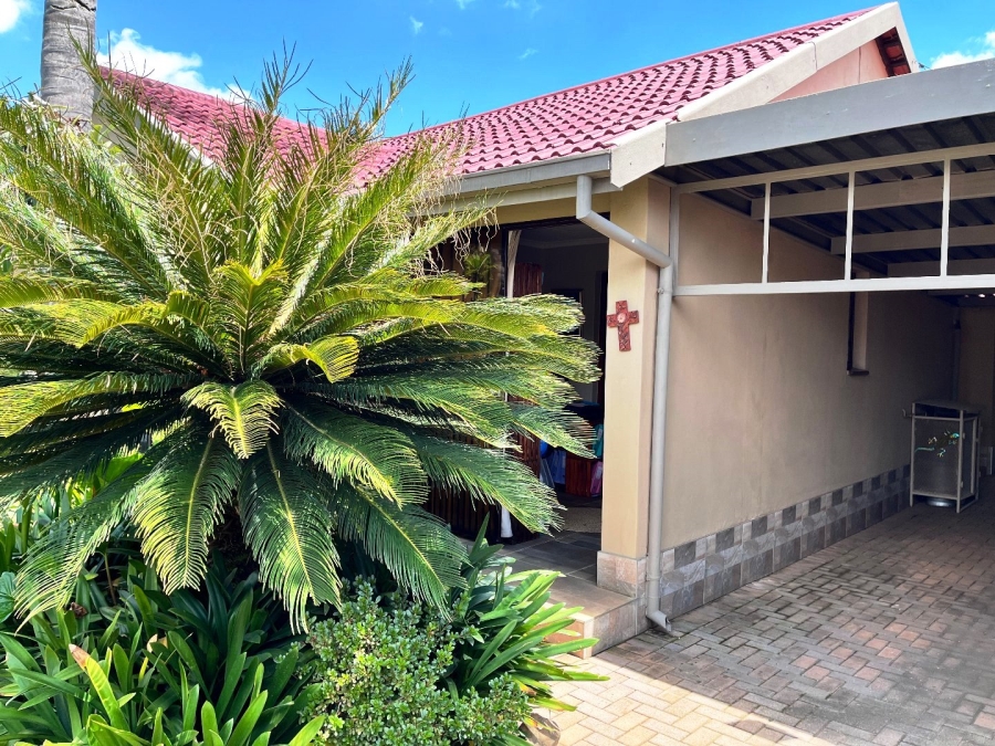 4 Bedroom Property for Sale in Montana Tuine Gauteng