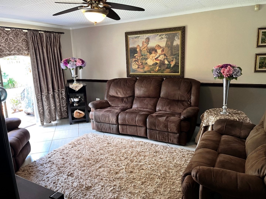 4 Bedroom Property for Sale in Montana Tuine Gauteng