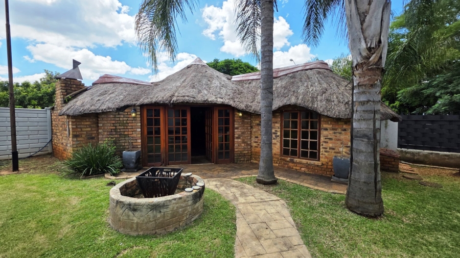 3 Bedroom Property for Sale in Montana Tuine Gauteng