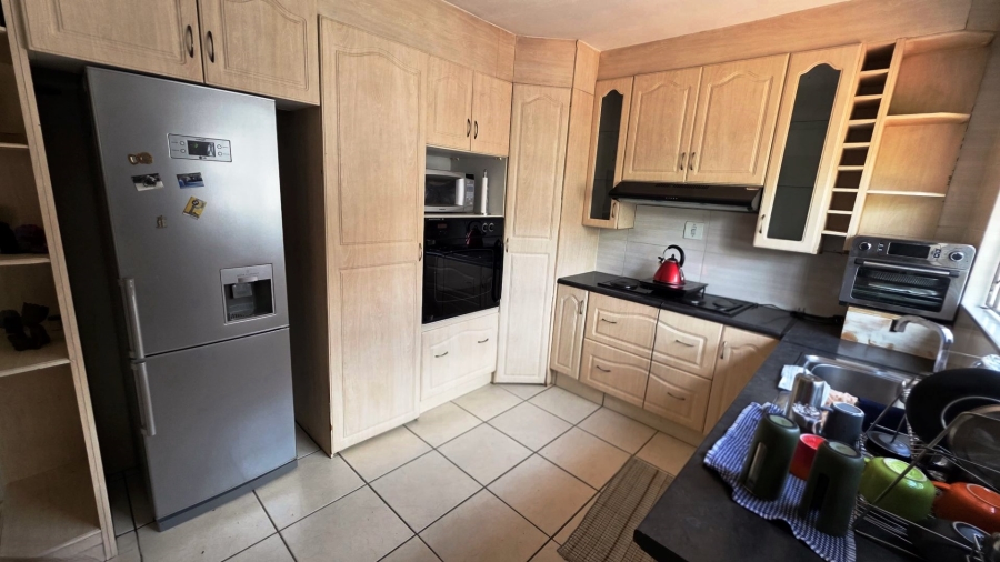 3 Bedroom Property for Sale in Montana Tuine Gauteng