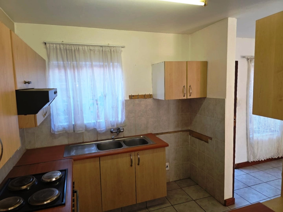 2 Bedroom Property for Sale in Annlin Gauteng