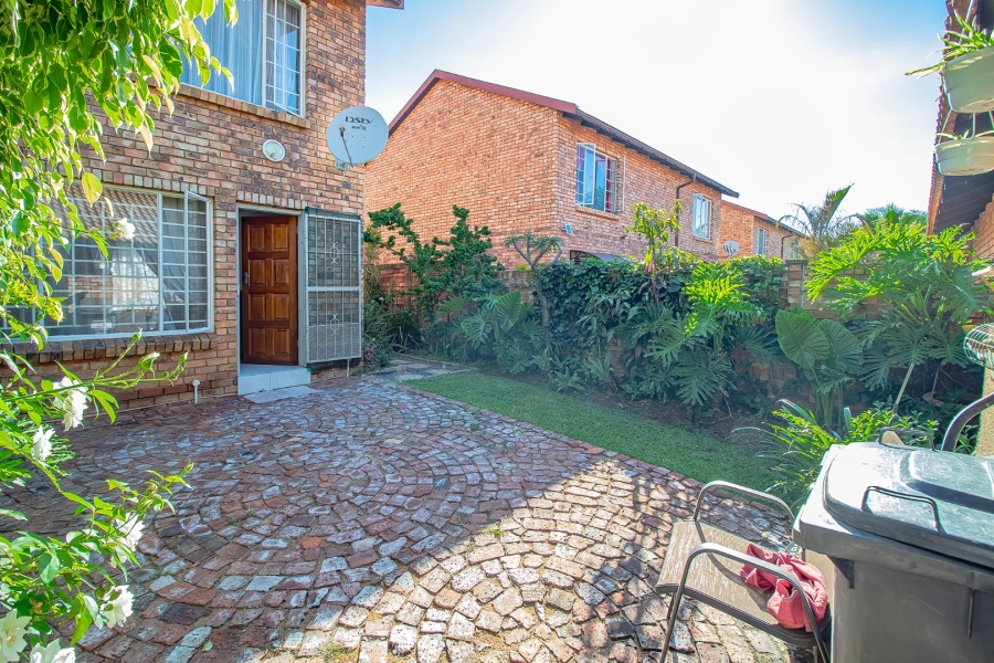 2 Bedroom Property for Sale in Annlin Gauteng