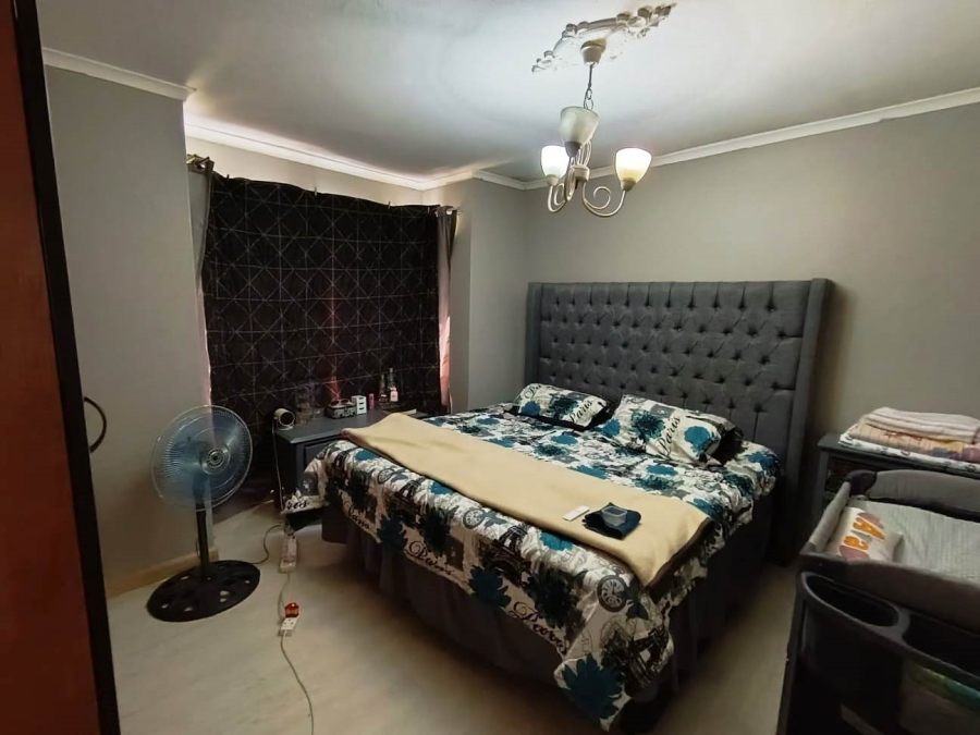2 Bedroom Property for Sale in Montana Tuine Gauteng