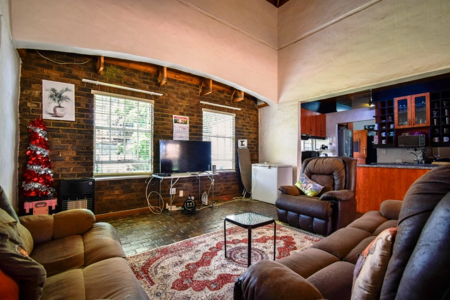 4 Bedroom Property for Sale in Sinoville Gauteng