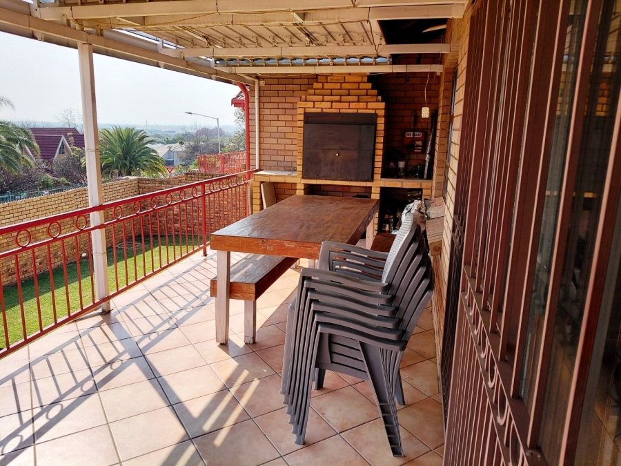 3 Bedroom Property for Sale in Montana Park Gauteng