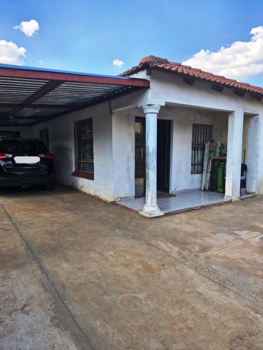 3 Bedroom Property for Sale in Karenpark Gauteng