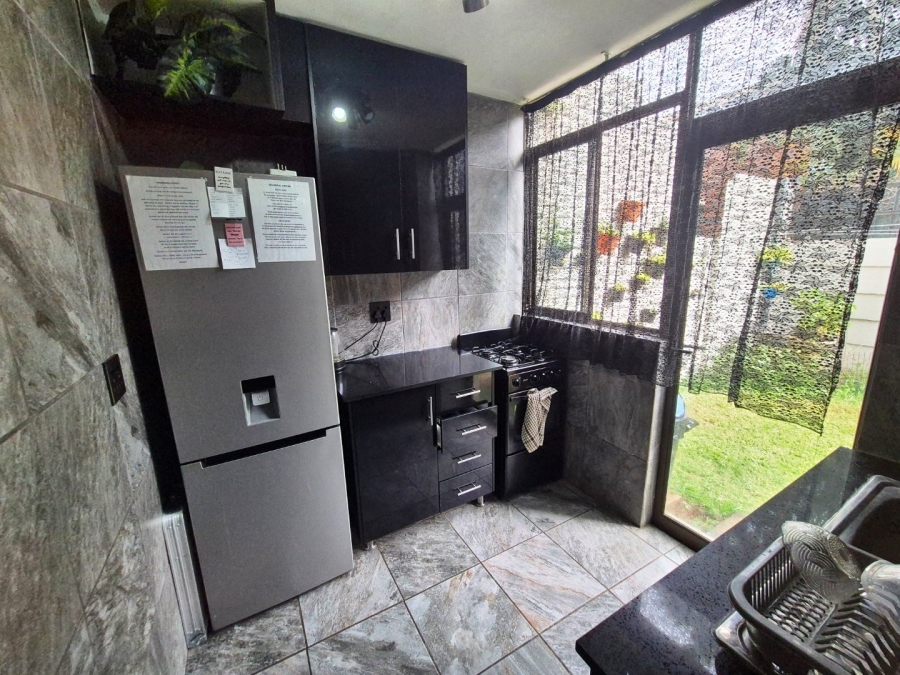 3 Bedroom Property for Sale in Tileba Gauteng