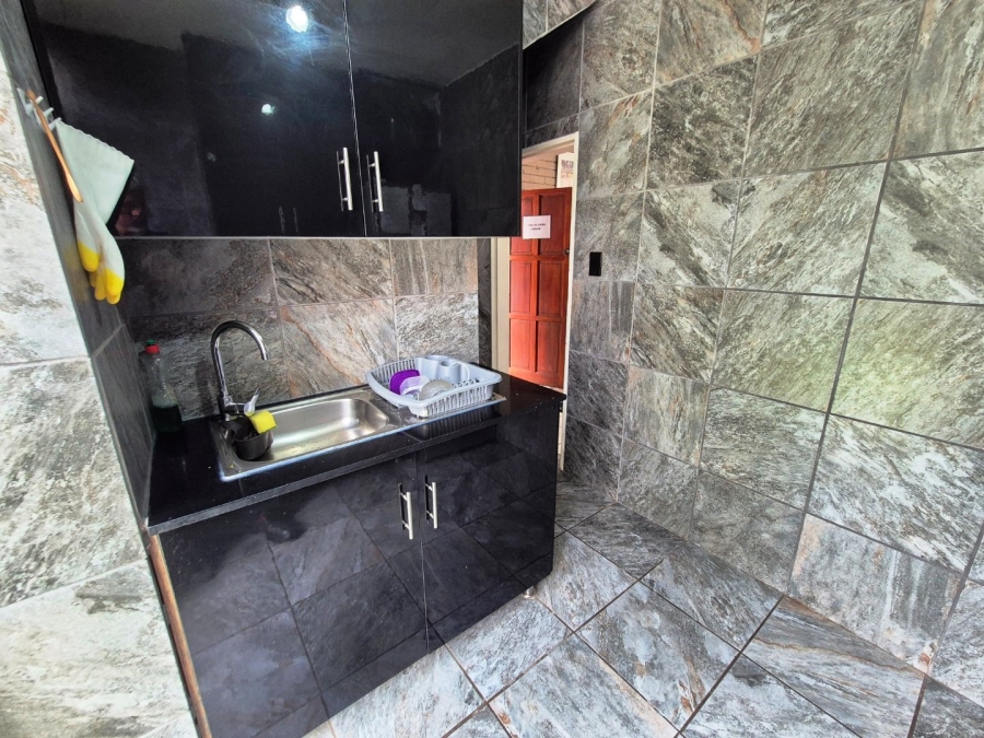 3 Bedroom Property for Sale in Tileba Gauteng