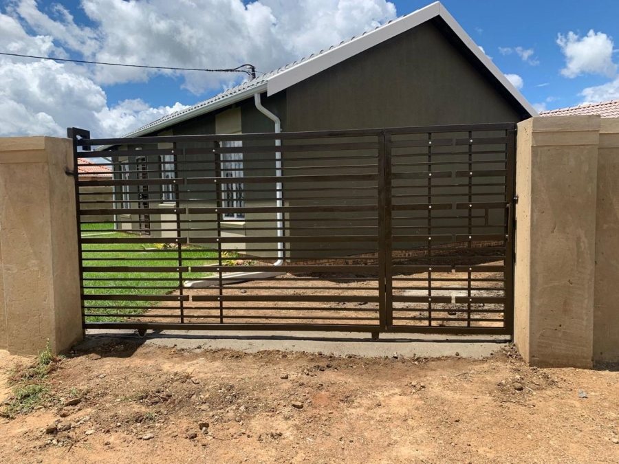 3 Bedroom Property for Sale in Savanna City Gauteng