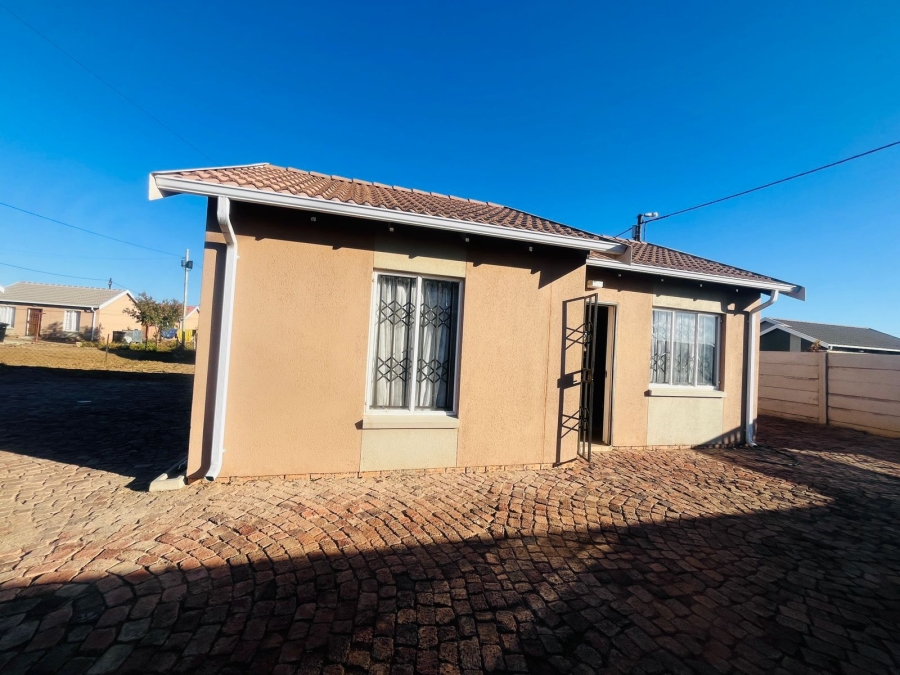 2 Bedroom Property for Sale in Savanna City Gauteng