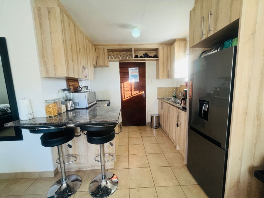 2 Bedroom Property for Sale in Savanna City Gauteng