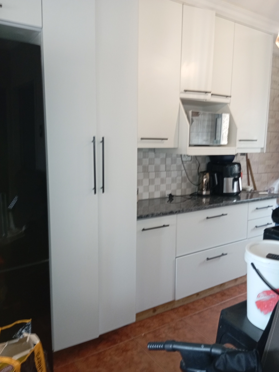 2 Bedroom Property for Sale in Protea Glen Gauteng