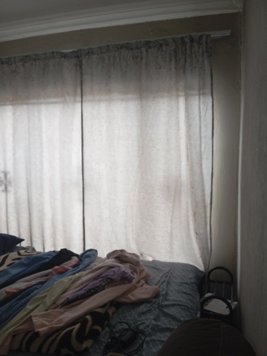 2 Bedroom Property for Sale in Protea Glen Gauteng