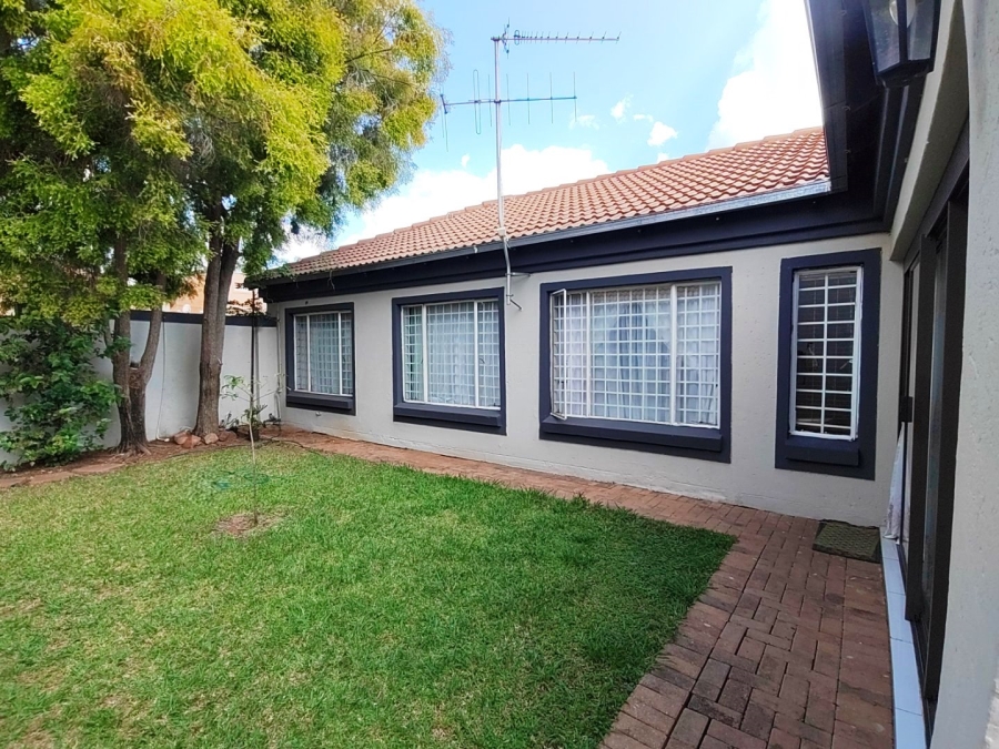 3 Bedroom Property for Sale in Montana Tuine Gauteng
