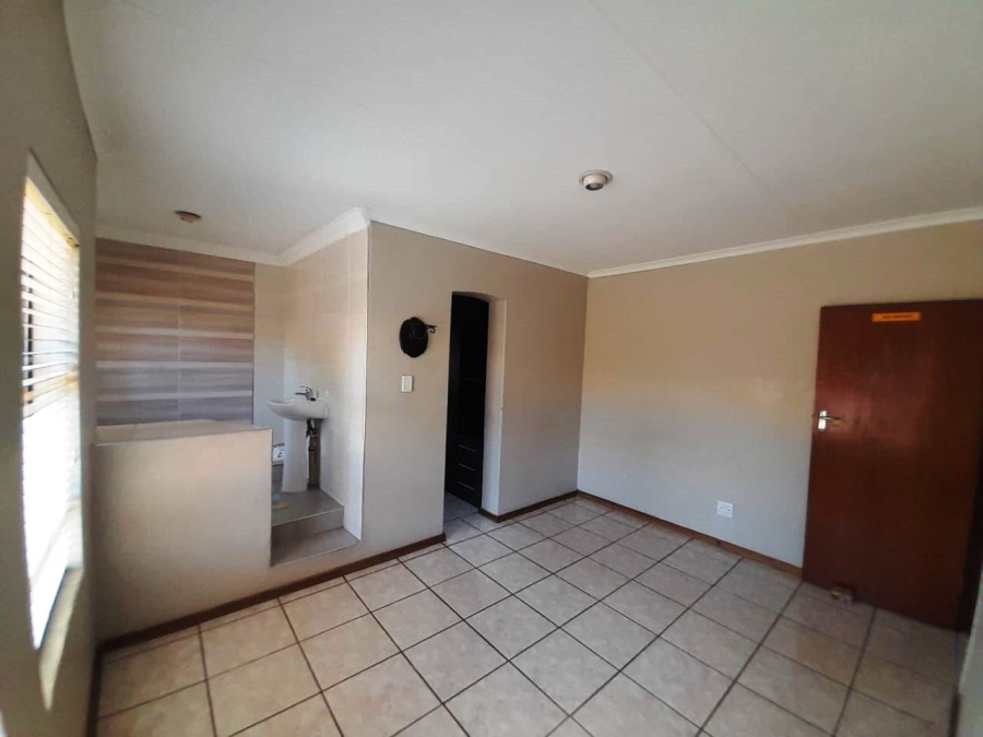 3 Bedroom Property for Sale in Chantelle Gauteng