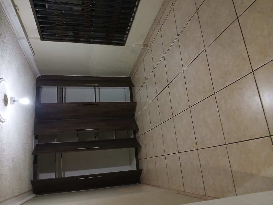 To Let 0 Bedroom Property for Rent in Vosloorus Ext 25 Gauteng