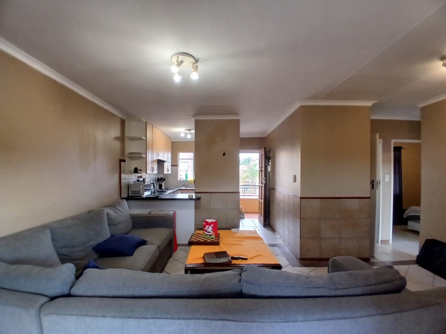 2 Bedroom Property for Sale in Die Hoewes Gauteng