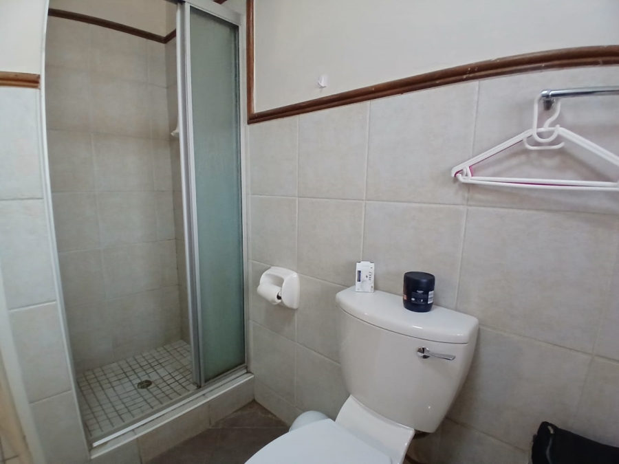 2 Bedroom Property for Sale in Die Hoewes Gauteng