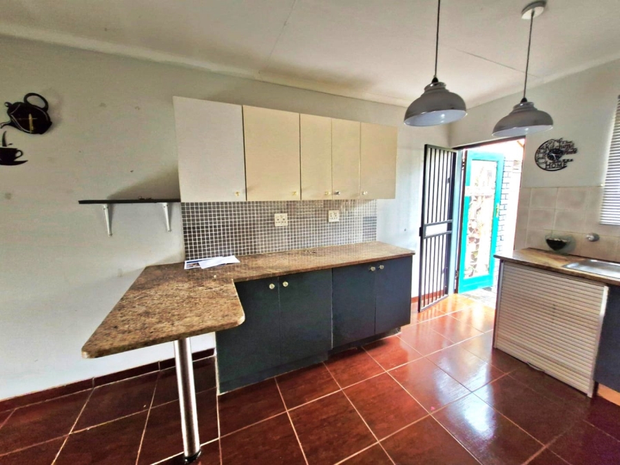 2 Bedroom Property for Sale in Annlin Gauteng