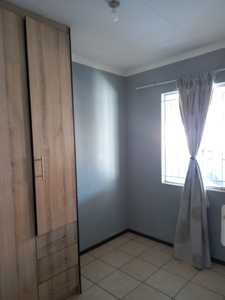To Let 3 Bedroom Property for Rent in Savanna City Gauteng