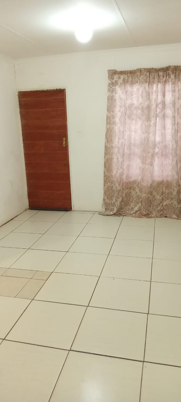 2 Bedroom Property for Sale in Savanna City Gauteng