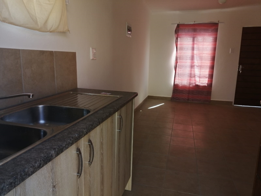 To Let 2 Bedroom Property for Rent in Savanna City Gauteng