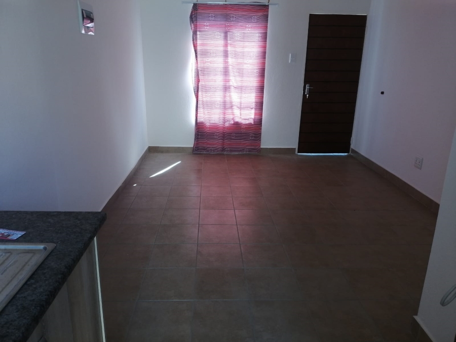 To Let 2 Bedroom Property for Rent in Savanna City Gauteng