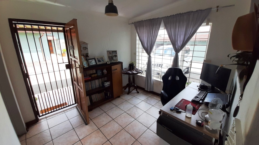 3 Bedroom Property for Sale in Florauna Gauteng