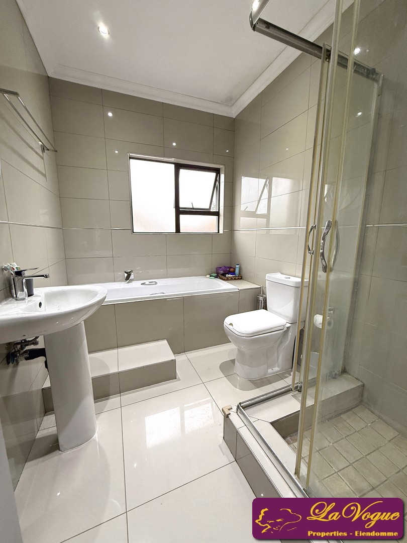 3 Bedroom Property for Sale in Olympus AH Gauteng