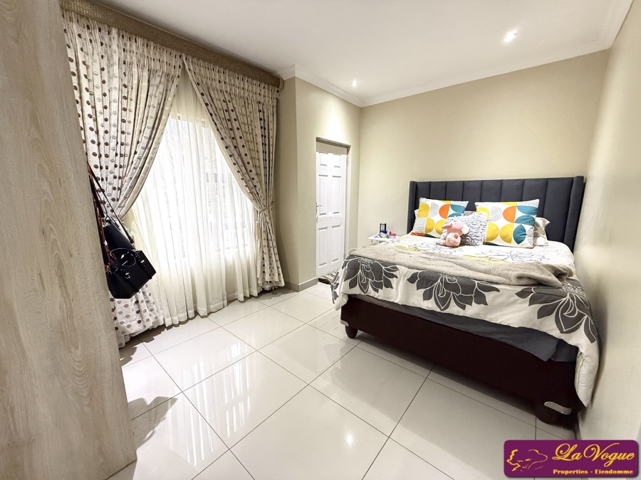 3 Bedroom Property for Sale in Olympus AH Gauteng