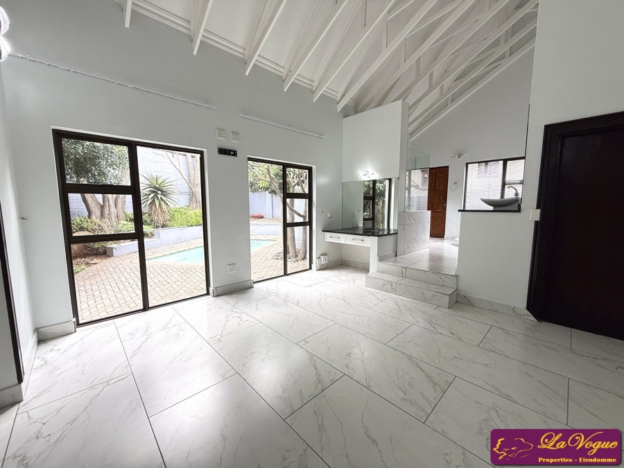 4 Bedroom Property for Sale in Olympus AH Gauteng