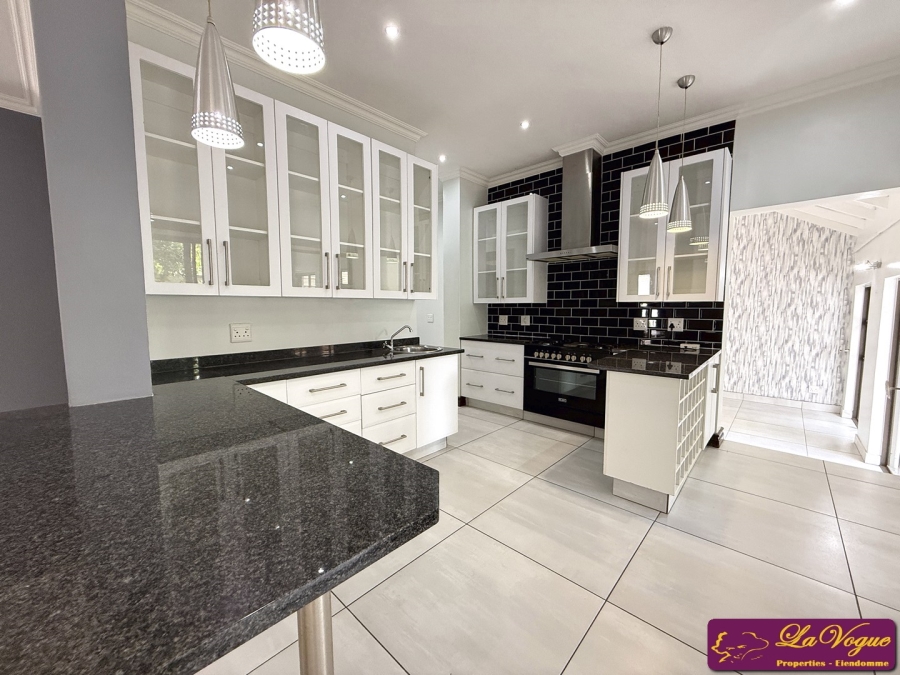 4 Bedroom Property for Sale in Olympus AH Gauteng