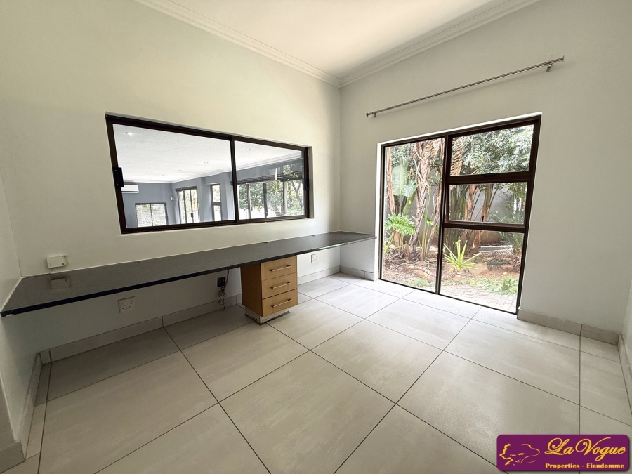 4 Bedroom Property for Sale in Olympus AH Gauteng