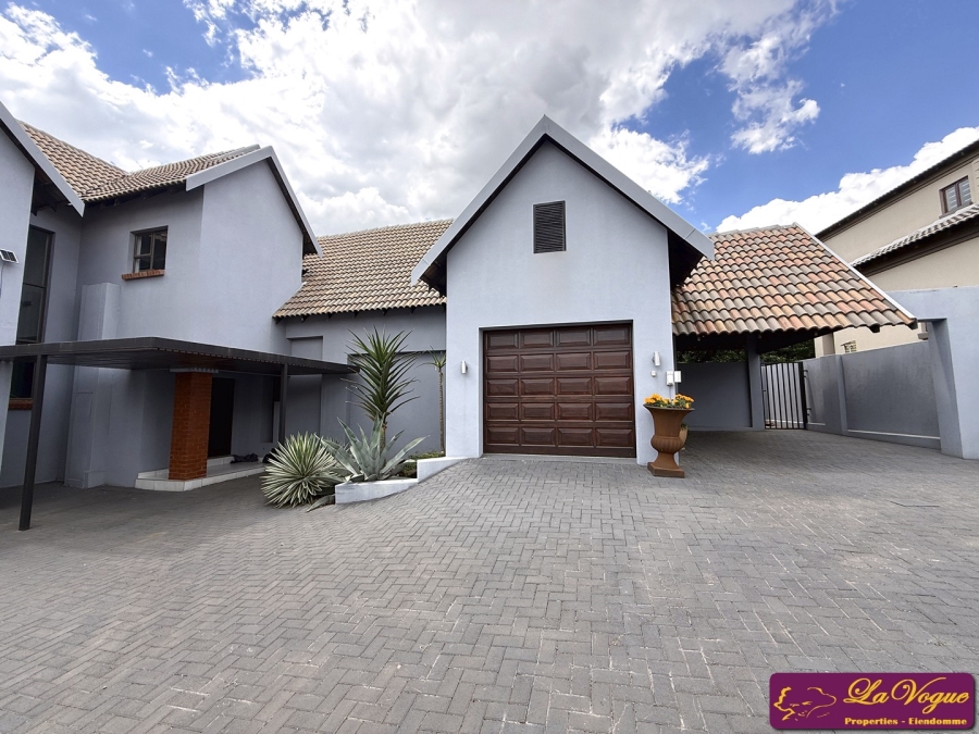 4 Bedroom Property for Sale in Olympus AH Gauteng