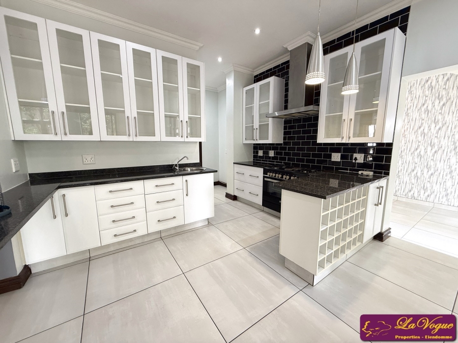 4 Bedroom Property for Sale in Olympus AH Gauteng